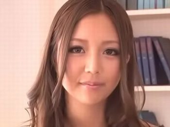 ギャルとは思えないウブな絡みを見せる甘系細ギャルお姉さんギャル顔射のアダルト動画