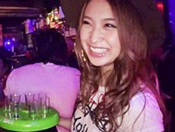 可愛いバー店員を酔わせて即ハメ泥酔ファックギャル中出し露出のアダルト動画