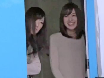 MM号に乗り込んだ人妻たちが久しぶりの若い男にムラムラしフェラ抜き素人人妻ナンパフェラのア...