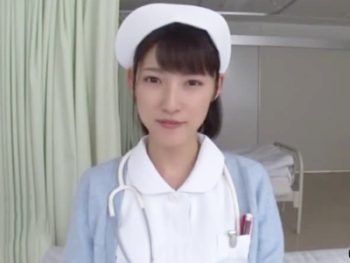 献身ナース森沢かなちゃんが患者チンポを優しくフェラ抜き！美少女痴女看護婦フェラ森沢かなのアダルト動画