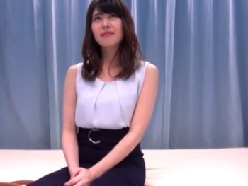 無料マッサージという言葉に引かれて文学部JDがデトックス絶頂！巨乳お姉さんナンパマッサージのアダルト無料動画