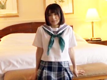 アイドル級なJKが大人チンポのガチピスに絶頂！巨乳女子校生美少女顔射のエロ動画
