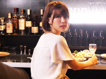 同窓会に出かけた妻が昔のクズな元彼氏に寝取られる屈辱ｗ人妻顔射フェラのエロ動画