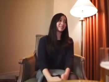 危険日なのに不倫相手の中出しザーメンを受け入れる人妻素人人妻中出しハメ撮りの無料エロ動画