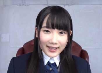 こんな美少女に鼻フックかけてぶっかけ→鼻の穴まで入りそうな大量連続顔射女子校生美少女顔射ぶ...