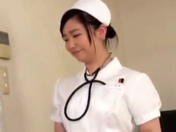 淫乱ナースが入院患者のチンポを取り合う乱交パコ巨乳美少女お姉さん痴女看護婦顔射乱交のアダルト動画