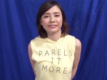 「中はダメだってぇ!!!勝負に負けた巨乳お姉さんがトランポリンで中出しパコ巨乳お姉さん中出しの無料アダルト動画