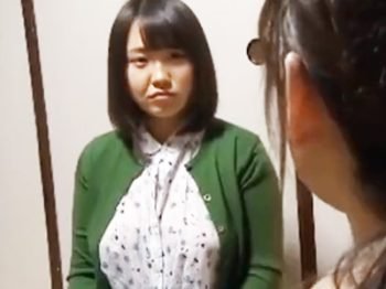 人妻なのに少女のような喘ぎ声でイク奥様に中出し注入素人人妻中出しナンパのアダルト無料動画