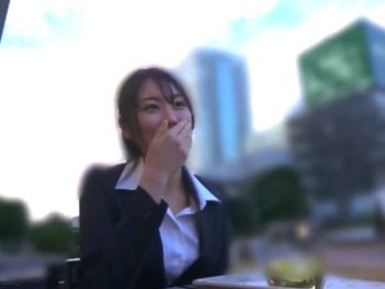 大人びたイマドキ都会OLさんが素人の粗チンに嫌気がさしてAV出演素人お姉さんOLハメ撮りのアダルト動画