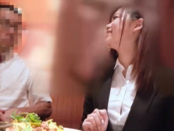入社1年目の純真OLがオジサン上司のチンポでヨガりイキ巨乳素人OLのアダルト動画