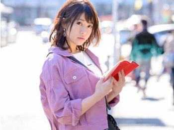 クールな彼女を部屋に連れ込み隠しカメラで盗撮ハメどりするクズ彼氏素人お姉さんハメ撮り盗撮のアダルト動画