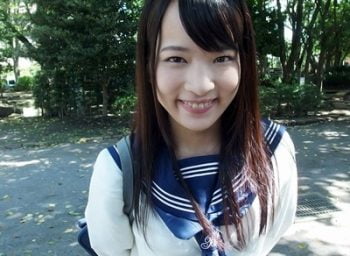 おじさん大好きな変態JKと今日も便所内で中出しパコ！女子校生美少女中出しあべみかこのアダルト動画