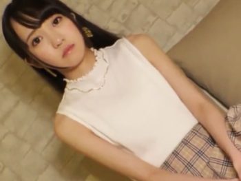 現金で釣った可愛いJKに円光をさせ中出しハメ撮り成功ｗ女子校生美少女パイパン水着中出しハメ撮りのアダルトSEX動画