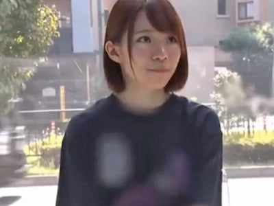 陸上部美女を騙して中出しゲット→相性の良さに恍惚な表情素人美少女中出しの無料ポルノ動画