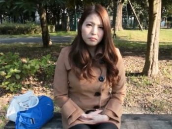 真面目そうな顔して本性はドスケベなお姉さんとプールで濃厚ハメ巨乳お姉さん水着ぶっかけのアダルト動画