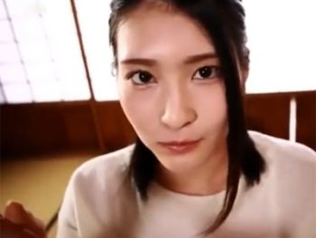 モデル級美女と和室で濃厚パコ→顔中にザーメンぶちまけ発射美少女お姉さん顔射のアダルト動画