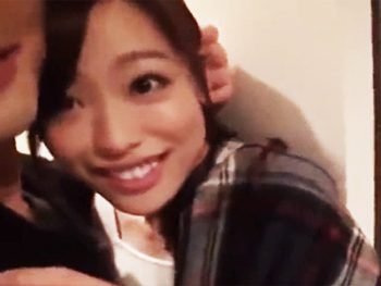 初めてできたセフレに彼女にはできないド変態プレイを仕込む鬼畜男ｗ巨乳美少女中出し潮吹きのアダルト動画