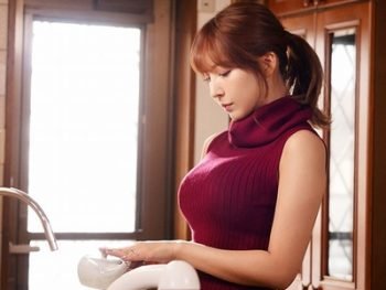 巨乳で妖艶な上司の妻とスローセックスで何度も何度もハメ倒した件巨乳痴女人妻三上悠亜のアダルト動画