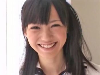 お得意のフェラチオを披露して綺麗な顔を汚される希志あいの顔射フェラ希志あいののアダルト動画