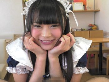 セルフイラマでチンポを吸い尽くすロリメイド美少女ロリコスプレフェライラマチオなつめ愛莉のア...