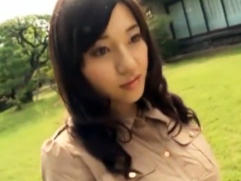 健康診断でセクハラされて結局フェラ抜きまでしちゃうギャル女子校生ギャル女子校生のエロ動画