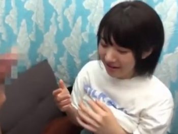 童貞くん筆下ろしのハズが中出しされちゃった素人娘素人美少女童貞中出しのAVエロ動画