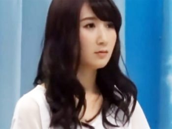 新婚なのにおっぱいマッサージで気持ち良くなり早くも背徳SEXｗ巨乳人妻中出し盗撮マッサージのエロ動画