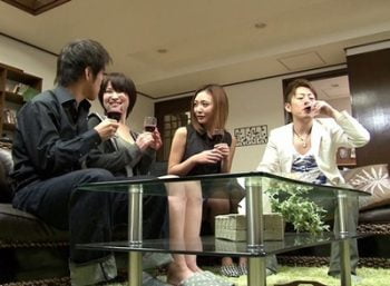 裏切りの寝取られパコ→妻は他人棒でイキ、自分も他人膣で何度も逝かされる！巨乳人妻有村千佳香...