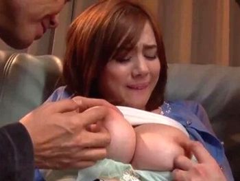 欲求不満な爆乳童顔妻が…変態町内会長の手に堕ちて完堕ちNTR巨乳人妻乱交吉川あいみのアダルト動画