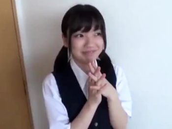 アイドルみたいな顔した美少女JKが援交ハメ撮りファック！素人女子校生美少女痴女ハメ撮りナンパのアダルト動画