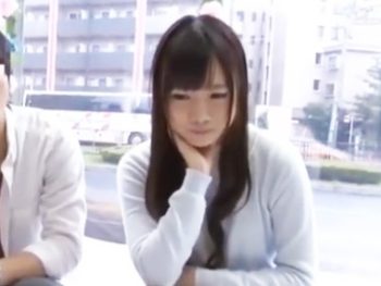 お金の為ならエッチもしちゃう！大学生の友達同士が勢いで中出しｗ素人中出し盗撮のエロ動画