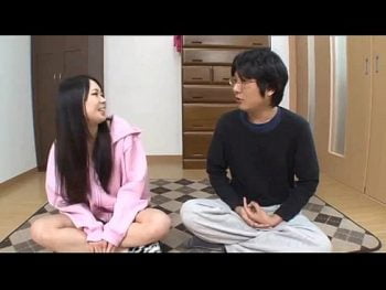 妹とプロレスごっこをして乳揉みまくりの兄貴⇒反則淫乱プレイで結局近親相姦ｗｗｗ巨乳素人妹痴...