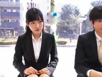 素朴な雰囲気がグッドなOL美少女が同僚君とエロミッション素人お姉さんOL盗撮のエロ動画