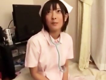 パイパン美少女ナースがモテない男性宅を訪問してエッチなご奉仕サービスｗ美少女看護婦パイパンのエロ動画