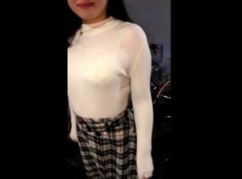 美少女とのイチャコラ個人撮影流出！精子の苦さを感じながらもお風呂でじゅぽフェラしてくれる彼女美少女ハメ撮りフェラのアダルト動画