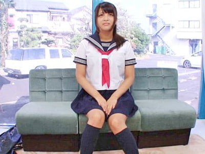 保育士を目指す素人JDに痴漢撃退法と嘘をつき生ハメSEX素人美少女ナンパのアダルトエロ動画