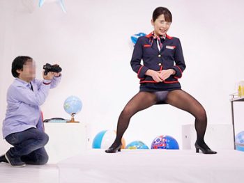 大手航空会社のCAに固定バイブを挿入→我慢できずに大公開SEX巨乳素人お姉さんOLパンストのエロ動画