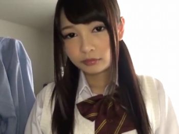 神待ち美少女を自宅に連れ込んで中出し種付けする紳士登場ｗ女子校生美少女中出し跡美しゅりのエロ動画