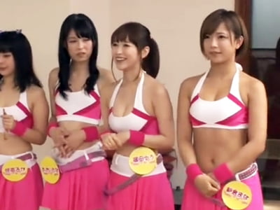 どんな要望にも応えてくれる温泉コンパニオン達と大乱交パーティー！巨乳美少女お姉さん痴女顔射乱交のアダルト動画