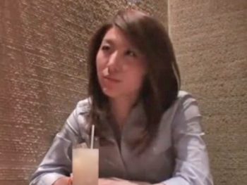 浮気希望の素人妻と白昼ホテルで濃厚セックス素人人妻熟女のエロ動画