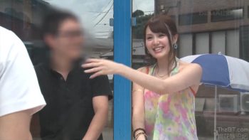 ローションで透けちゃう衣装で友達とマッサージ中出し巨乳素人お姉さん水着中出しのエロ動画