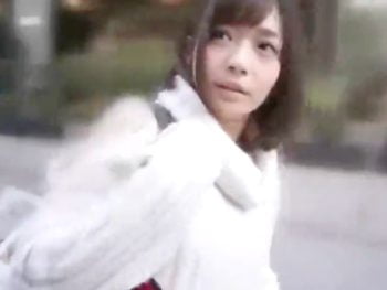 素股だけの約束がチンポ挿入され中出しまでキメられちゃう素人娘巨乳素人美少女痴女中出しハメ撮りナンパ麻里梨夏の無料エロ動画