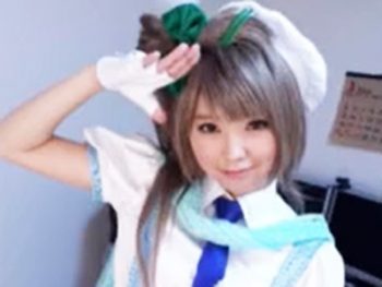 可愛いコスプレイヤーと避妊具無しのナマ中出し性交を隠し撮りｗ美少女コスプレ中出し盗撮のアダルト動画