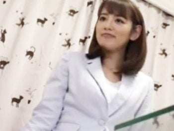 終電逃して上司宅へお泊り！すっぴん姿に思わずドキドキしてしまいそのままエッチｗお姉さんOL顔射のアダルト動画