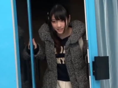 三こすり半で溢れる精液を受け止め騎乗位で射精を促す看護学生素人美少女看護婦のアダルト動画