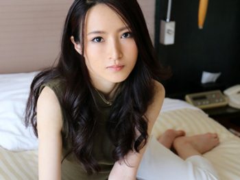 夫とのセックスに満足できていない素人妻が快感に酔いしれる不倫SEX巨乳素人人妻のアダルトエロ動画