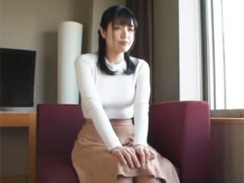 エッチの事したすぎて自分から応募してきた色白美女とは激しくハメちゃう素人お姉さん人妻ハメ撮りナンパのエッチ動画