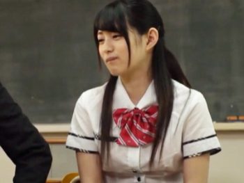 面談中にトイレに行ったら用務員のおっさんに中出しレイプされた美少女JK女子校生美少女中出しレイプのアダルトSEX動画