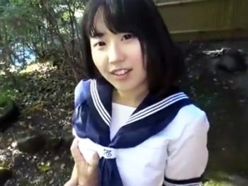 巨乳JKが学校サボっておじさんと温泉旅行で円光ハメ撮り巨乳女子校生美少女ハメ撮りのアダルト動画