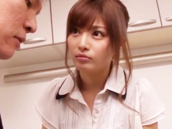 成績が落ちてる生徒を肉体的に励ます痴女教師巨乳痴女女教師手コキのアダルト動画